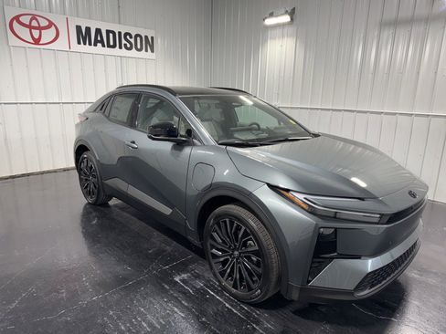 New 2026 Toyota C-HR AWD/4WD image 4