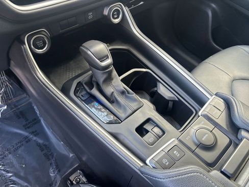 Used 2025 Toyota Grand Highlander FWD image 44