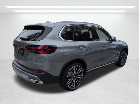 New 2026 BMW X5 xDrive40i w/ Climate Comfort Package AWD/4WD image 4