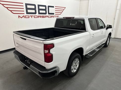 Used 2022 Chevrolet Silverado 1500 LT w/ Bed Protection Package AWD/4WD image 8