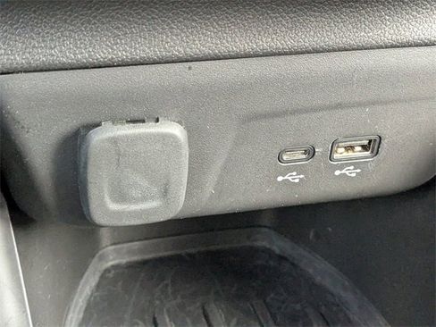 Used 2025 Chevrolet TrailBlazer LT image 25