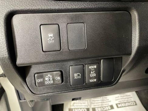 Used 2023 Toyota Tacoma TRD Off-Road AWD/4WD image 13