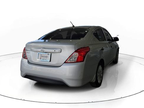Used 2015 Nissan Versa S image 6