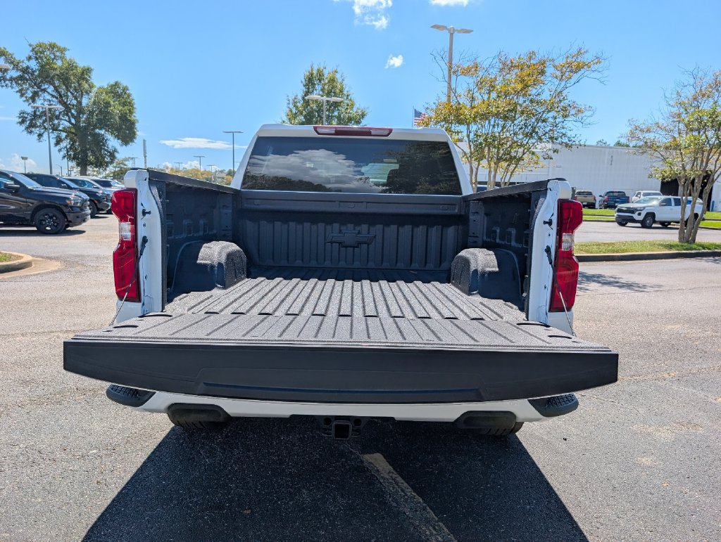 New 2026 Chevrolet Silverado 1500 RST w/ Redline Edition RWD image 5