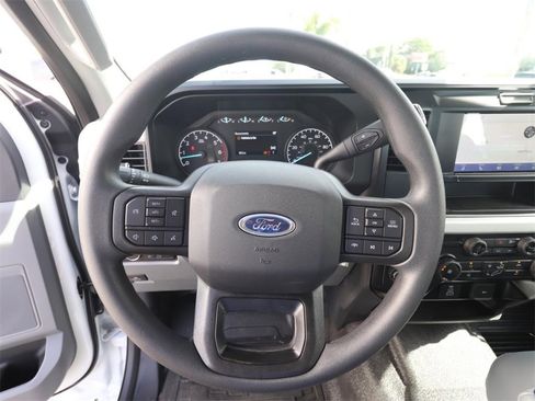 New 2026 Ford F250 XL w/ XL Chrome Package image 18