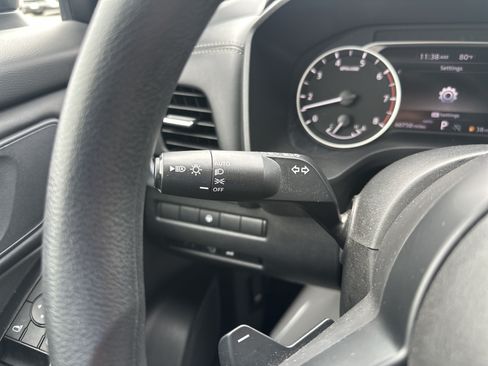 Used 2024 Nissan Rogue SV AWD/4WD image 22