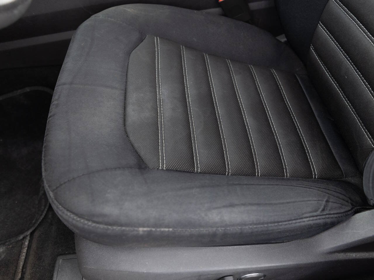 Used 2014 Ford Fusion SE FWD image 21