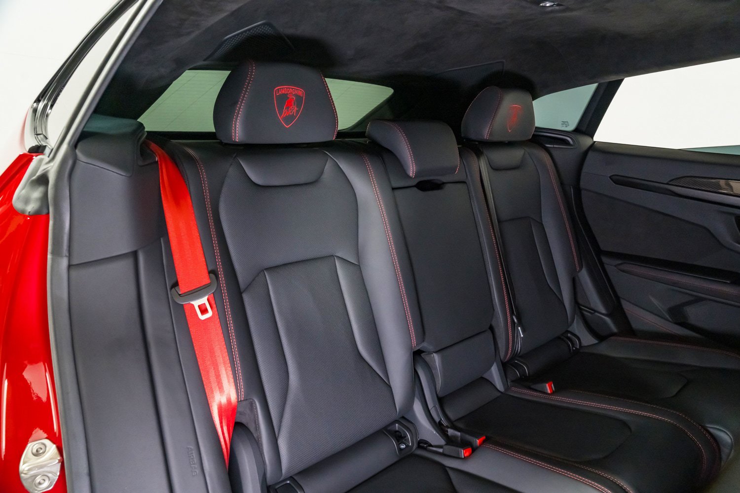Used 2023 Lamborghini Urus S AWD/4WD image 35