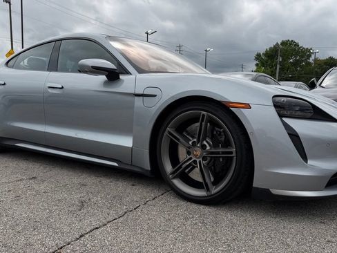 Used 2020 Porsche Taycan Turbo AWD/4WD image 10