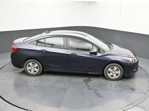 Used 2016 Chevrolet Cruze LS FWD image 33