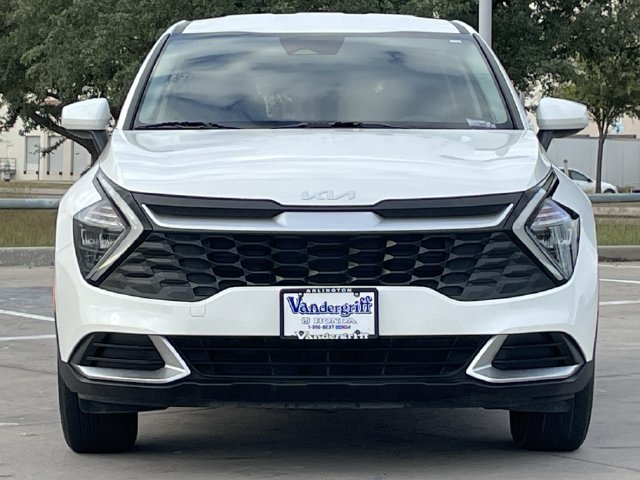 Used 2023 Kia Sportage LX FWD image 6