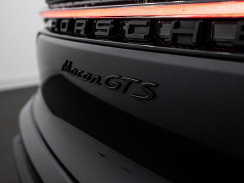 Certified 2024 Porsche Macan GTS AWD/4WD image 26