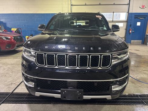 Used 2022 Jeep Wagoneer Series II image 1