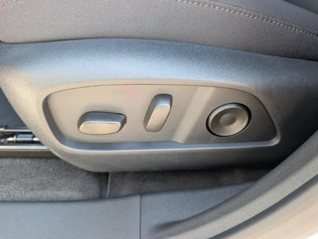New 2026 GMC Terrain AT4 w/ Convenience Package III AWD/4WD image 18