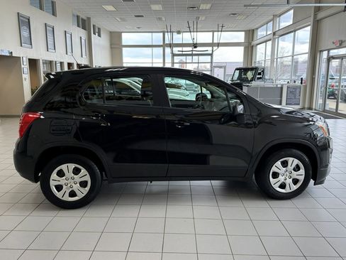 Used 2015 Chevrolet Trax LS FWD image 6