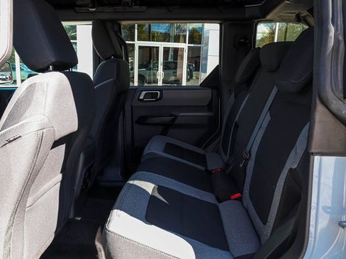 Used 2022 Ford Bronco Big Bend image 29