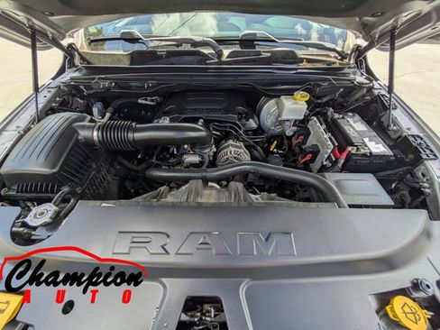 Used 2019 RAM 1500 Laramie RWD image 16