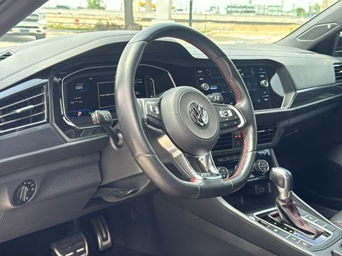 Used 2019 Volkswagen Jetta GLI Autobahn FWD image 10