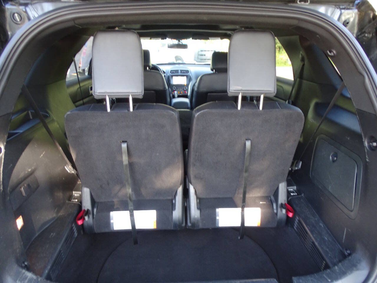 Used 2019 Ford Explorer AWD XLT w/ XLT Sport Appearance Package image 43