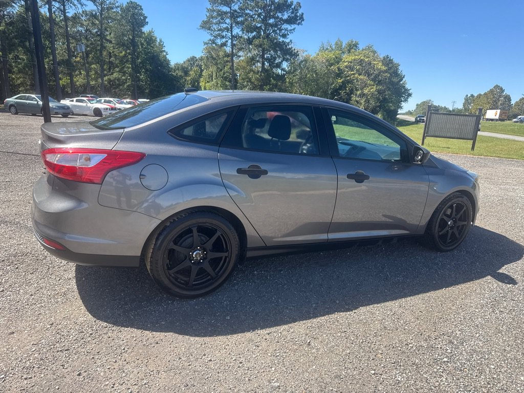 Used 2012 Ford Focus S FWD image 6