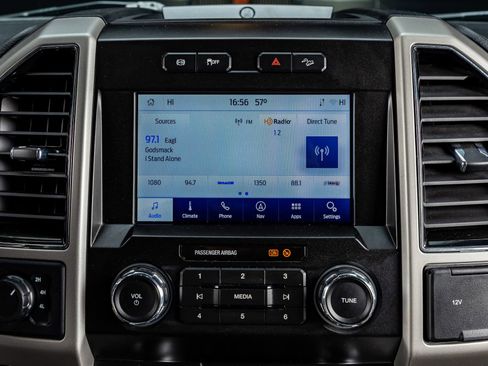 Used 2021 Ford F250 Lariat image 24