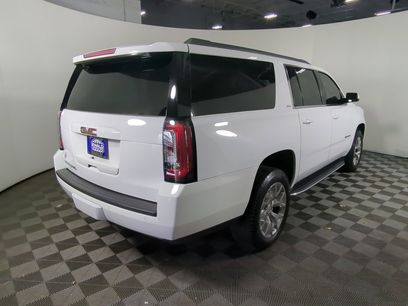 Used 2020 GMC Yukon XL SLT