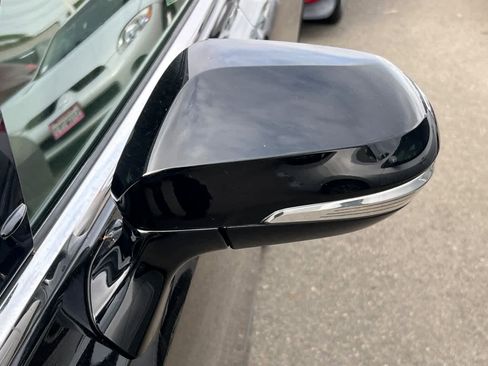 Certified 2022 Toyota Mirai w/ Advanced Technology Package RWD image 9