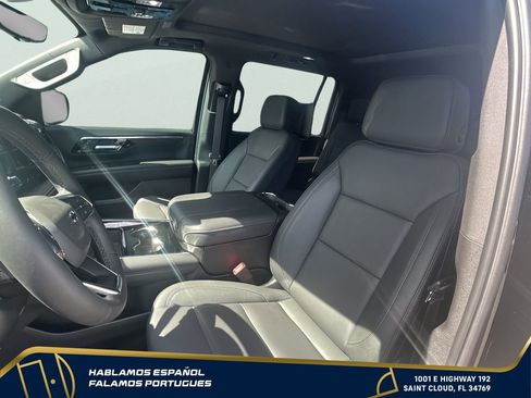 New 2026 Chevrolet Suburban Z71 w/ Z71 Off-Road Package AWD/4WD image 14