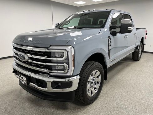 Used 2026 Ford F350 King Ranch w/ Chrome Package AWD/4WD image 4