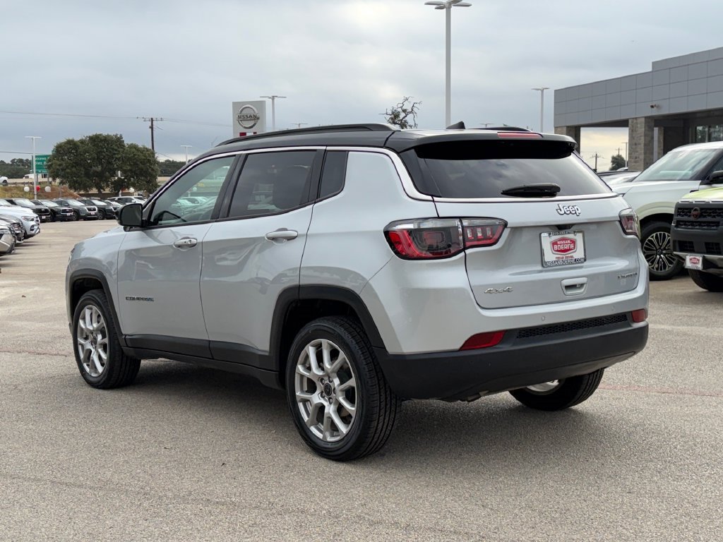 Used 2025 Jeep Compass Limited AWD/4WD image 6