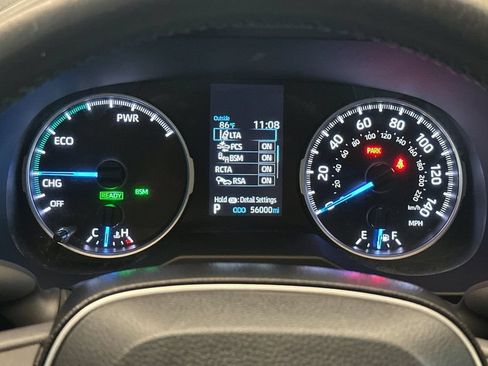 Used 2021 Toyota RAV4 XLE Premium AWD/4WD image 24