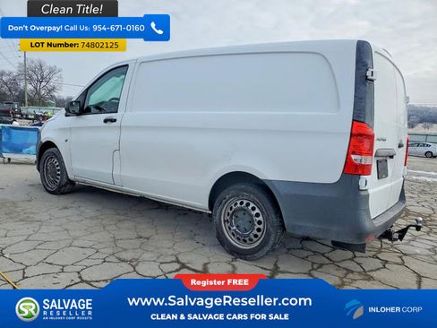 Used 2017 Mercedes-Benz Metris image 3