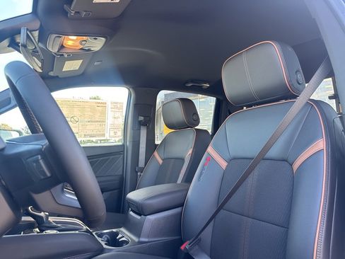 New 2026 GMC Canyon AT4 image 16