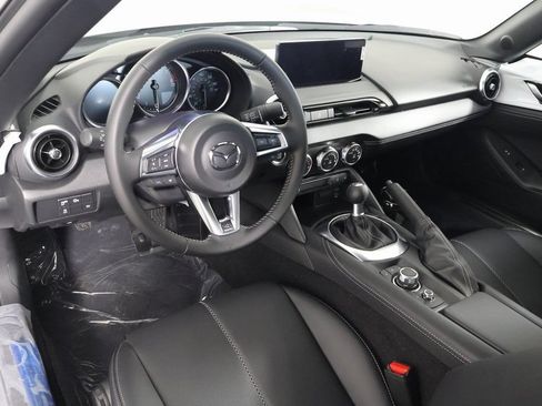 New 2026 MAZDA MX-5 Miata RF Grand Touring RWD image 4