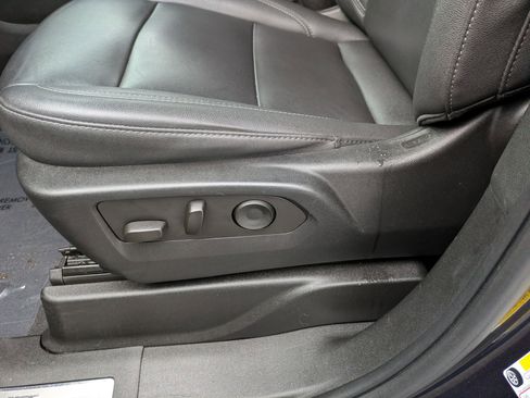 Certified 2023 Chevrolet Suburban LT image 22