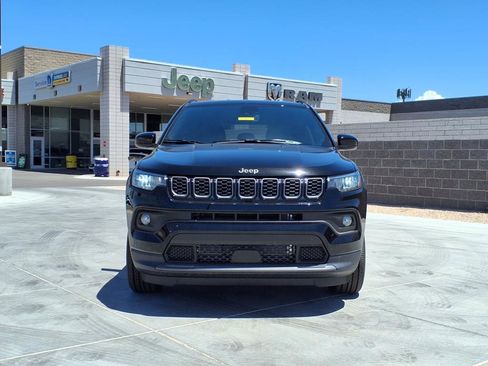 New 2025 Jeep Compass Latitude w/ Altitude Special Edition image 2