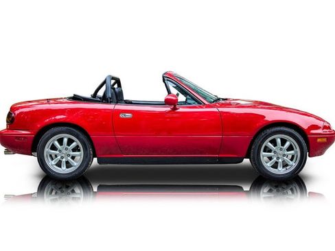 Used 1990 MAZDA MX-5 Miata RWD image 2