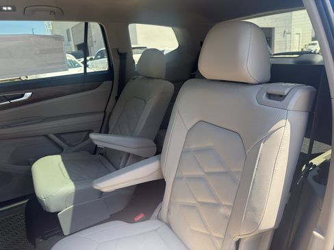 New 2026 Volkswagen Atlas SE AWD/4WD image 9