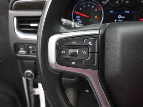 Used 2023 Chevrolet Suburban LS RWD image 7