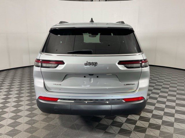 Used 2023 Jeep Grand Cherokee L Limited AWD/4WD image 5