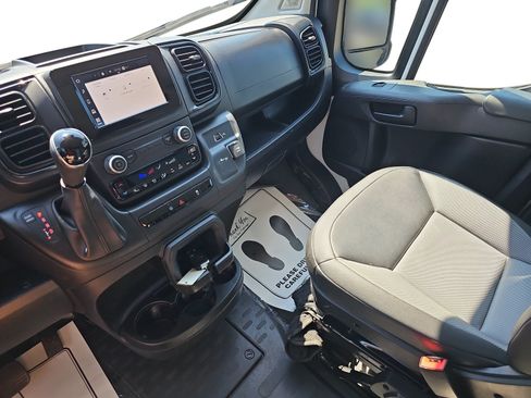 Used 2025 RAM ProMaster 2500 w/ Convenience Group FWD image 21
