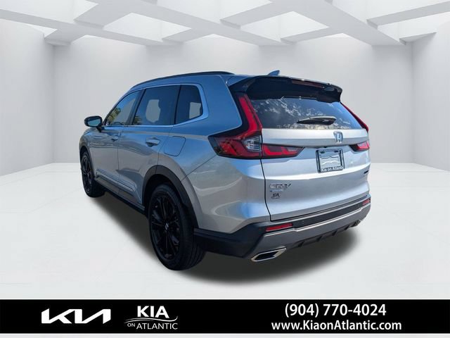 Used 2024 Honda CR-V Sport Touring image 5