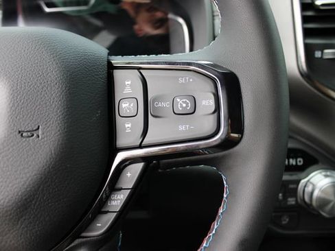 New 2026 RAM 1500 Laramie AWD/4WD image 34