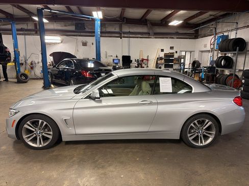 Used 2016 BMW 428i Convertible image 2
