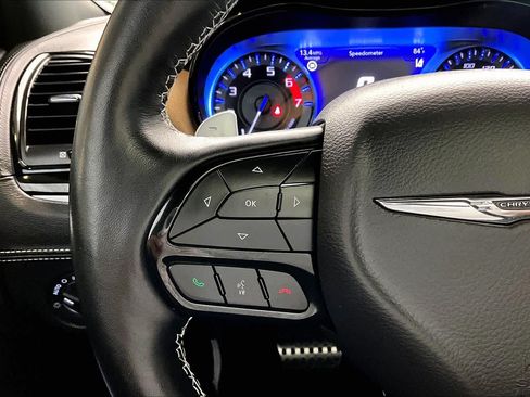 Used 2023 Chrysler 300 C RWD image 24
