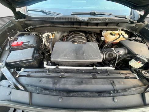 Used 2023 Chevrolet Suburban RST AWD/4WD image 18