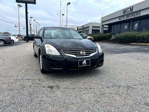 Used 2012 Nissan Altima 2.5 S w/ Value Pkg image 3