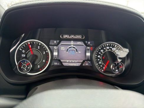 Used 2024 RAM 3500 Laramie w/ Night Edition image 31