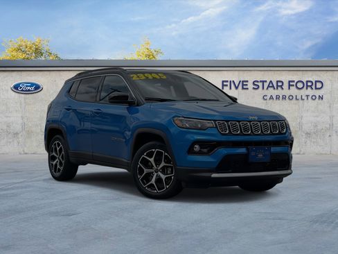 Used 2025 Jeep Compass Limited AWD/4WD image 1