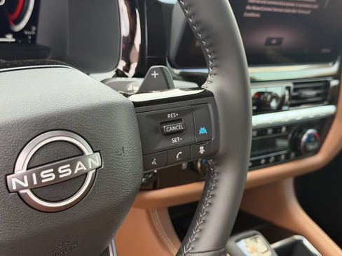 New 2026 Nissan Pathfinder Platinum AWD/4WD image 21